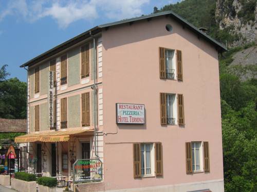 Fontan France Hotel City Discount Code Booking.com